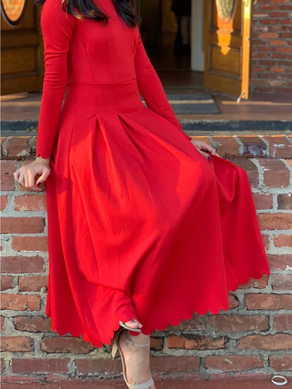 Elegant Long-Sleeve Red Dress